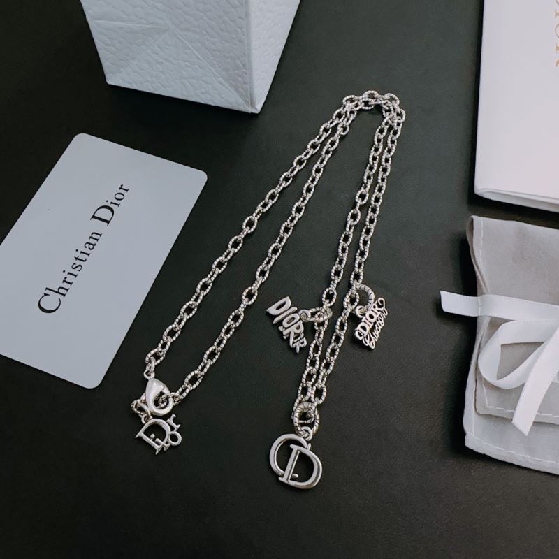 chr1st1an D10r necklaces